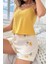Yazlık Pijama Takımı Sarı Renkli Askılı Üst ve Baskılı Şort ile Rahatlık 4