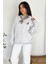Kadın Dekoratif Yakalı Likralı Sweatshirt – Konforlu & Karakterli Stil 1