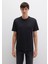 Etiket Detaylı Siyah Basic Tişört 0611824-900 12