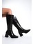 Kadın Diz Altı Siyah Topuklu Parlak Detaylı Fermuarlı Deri Görünümlü Uzun Çizme 1