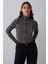 Leopar Desenli Yarım Balıkçı Yaka Slim Fit Uzun Kollu Üst 13