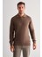 Kahverengi Fermuarlı Polo Yaka Uzun Kol Cepsiz Comfort Fit Casual Pamuklu Triko Kazak 1012255202 1