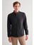 Siyah Smart Düğmeli Yaka Uzun Kol Cepsiz Slim Fit Casual Gömlek 1004255171 1