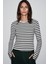 Parmak Geçmeli Çizgili Ribana Bluz 3