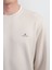 Erkek Göğüs Nakışlı Bisiklet Yaka Krem Sweatshirt 3