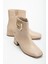 Bej Kadın Kısa Topuklu Bot Küt Burun Metal Aksesuarlı Suni Deri 1