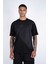 Kısa Kollu Baskılı, Kumaş Kombinasyonlu Siyah Pamuklu T-Shirt 2