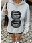 Kadın Gri Oversize Kapüşonlu Sweatshirt – Baskılı Dudak Desenli, Sokak Stili, Rahat Kesim 1