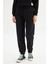 Pamuklu Regular Fit Normal Kesim Cepli Jogger Sweatpant 2