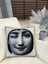 Açık Gri Fornasetti Lina Cavalieri Yüz Temalı Kırlent Kılıfı 45X45 1