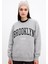 Bisiklet Yaka Oversize Baskılı Gri Kadın Sweatshirt 25K0013K1 1