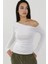 Kadın Asimetrik Yaka Slim Fit Uzun Kollu Üst Busem Collection White 1