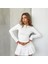 Parmak Geçirme Detaylı Pamuklu Premium Kalite Basic Kadın Bluz 1