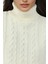 Kadın Saç Örgüsü Desenli Yüksek Yaka Örgü Süveter Tozlu Beyaz 16