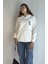 Kadın Kapüşonlu Baskı Detaylı Kanguru Cepli Oversize Sweatshirt 3