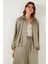 Oversize Klasik Yaka Yarasa Kol Fermuarlı Saten Ceket Bayan Ceket 6839584 4