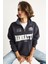 Kadın Nakışlı Yarım Fermuarlı Polo Yaka Şardonlu Oversize Sweatshirt 2