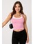 Kadın Pembe Beyaz Çift Renk Çapraz Askılı Crop Top Bluz – Şık, Rahat ve Kolay Kombinlenebilir 3