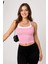 Kadın Pembe Beyaz Çift Renk Çapraz Askılı Crop Top Bluz – Şık, Rahat ve Kolay Kombinlenebilir 6