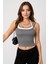 Kadın Antrasit Gri Beyaz Çift Renk Çapraz Askılı Crop Top Bluz – Şık, Rahat ve Kolay Kombinlenebilir 7