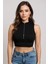 Kadın Siyah Yarım Fermuarlı Sıfır Kol Crop Top Bluz – Şık, Rahat ve Kolay Kombinlenebilir 3