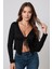 Kadın Siyah Uzun Kollu Önden Bağlama Detaylı Crop Top Bluz – Şık, Rahat ve Kolay Kombinlenebilir 5
