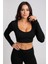 Kadın Siyah Uzun Kol Kare Yaka Crop Top Bluz – Şık, Rahat ve Kolay Kombinlenebilir 1