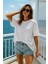 Kadın Beyaz %100 Pamuk Oversize Basic Tişört – Rahat Kalıp Relaxed Bisiklet Yaka T-Shirt 1
