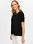 Yakası Zincir Şerit Detaylı Yuvarlak Yaka Kadın T-Shirt W26TSH062 3