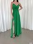 Esnek Kumaş Ip Askılı Yırtmaç Detaylı Uzun Abiye ve Mezuniyet Elbisesi Yeşil 582189 1