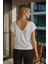 Kadın Beyaz Viskon Ön Arka V Yakalı T-Shirt Yarasa Kol Relaxed Bluz 5