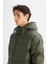 Regular Fit Normal Kesim Kapüşonlu Cepli Puffer Şişme Mont 5