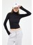 Siyah Yarım Balıkçı Yaka Fermuarlı Body 2447 2