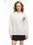 AUDRA Kadın Oversize Yuvarlak Yaka Nakış Detaylı Beyaz Sweatshirt 3