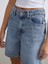 Yeni Sezon Dar Fit Kadın Jean Şort 3