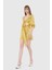 Beli Fırfırlı ve Bağlamalı Sarı Şort 1