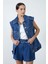 Cep ve Düğme Detaylı Lacivert Denim Ceket 3
