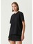 Siyah Logo Detaylı T-Shirt 1
