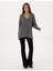 Kadın Gri Melanj Örgü Desen Comfort Fit V Yaka Kazak 50311596-VR086 4