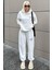 Beyaz Kapüşonlu Sırt Baskılı Kadın Eşofman Takımı MG2187 1