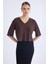 V Yaka Kısa Kol Bluz 1