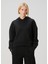 Siyah Kapüşonlu Sweatshirt 3