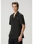 Siyah Logo Motifli Kısa Kollu Gömlek 3