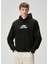 Siyah Kapüşonlu Logo Nakışlı Sweatshirt 1