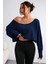 Lacivert Kadın Oversize Düşük Omuz Kayık Yaka Pamuklu Uzun Kollu Crop T-Shirt 2