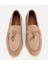 01AYH313760A300 KADIN Süet Deri Bej Gold Aksesuarlı Klasik Loafer 6