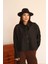 Kadın Siyah Düğmeli Oversize Ceket – Şehirli Stil, Modern Dokunuş 5