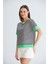Etek ve Kol Bantlı Tshirt 3