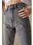 Buz Mavi Likralı Boyfriend Mom Jean 4