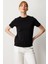 Kadın Sıfır Yaka Cepli T-Shirt 61340 Siyah 2